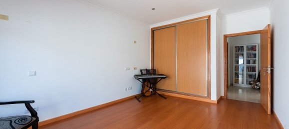 4 bedrooms House in Luz, Portugal No. 104998 5