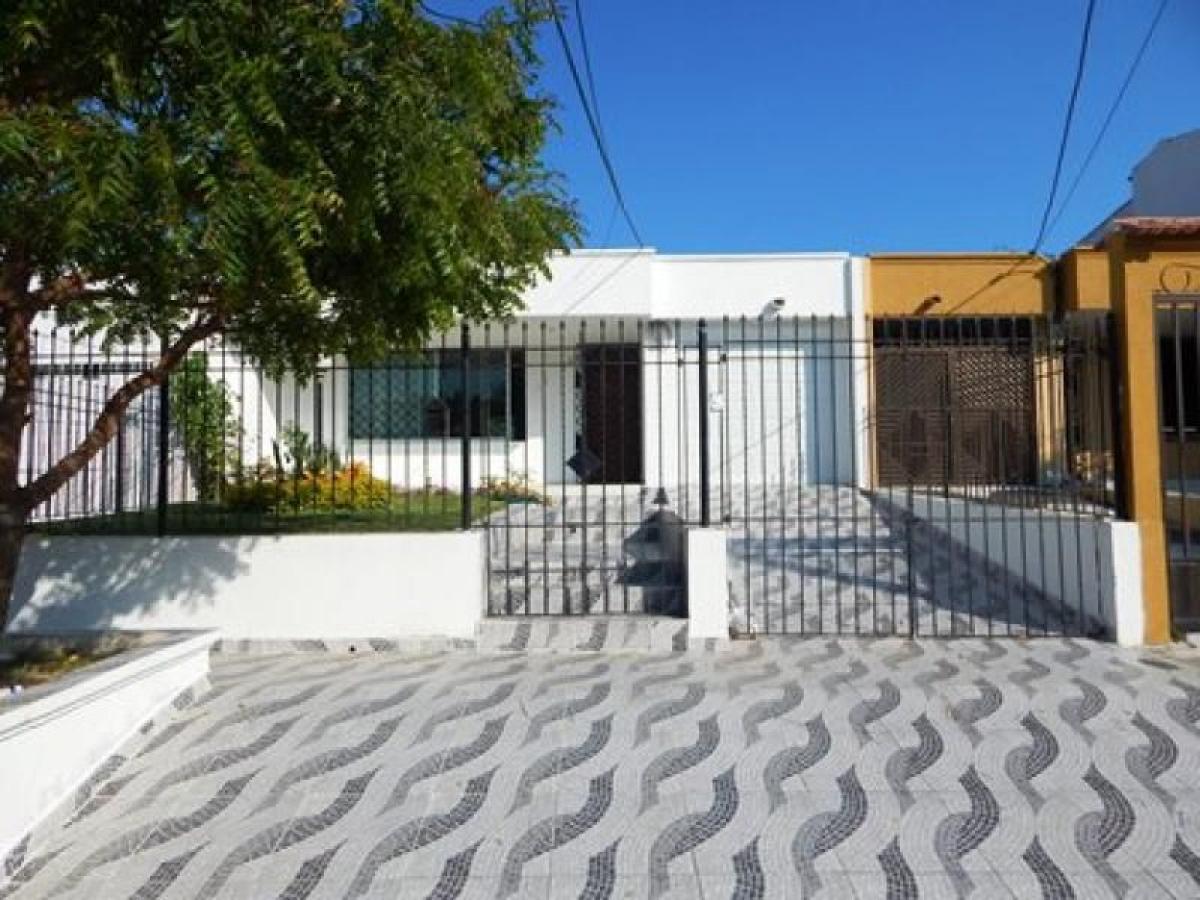 Дом с 4 спальнями в Атлантико, Колумбия № 3029