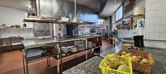 Gebäude in Pontevedra, Spain 770m², Nr. 80402 20