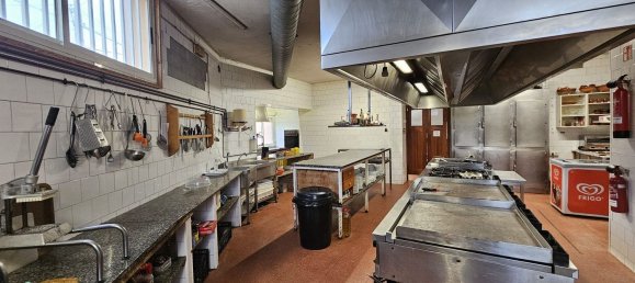 Gebäude in Pontevedra, Spain 770m², Nr. 80402 21