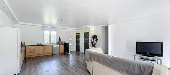 3 Schlafzimmer Haus in Trondes, France, Nr. 41110 2