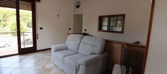 5 bedrooms Apartment in Venice, Italy No. 353666 2