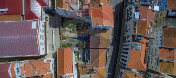 323m² Land in Nazare, Portugal No. 68619 9