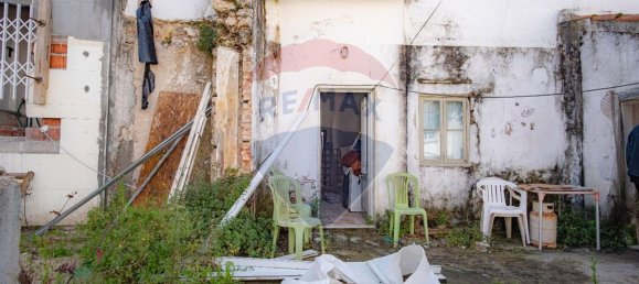 323m² Land in Nazare, Portugal No. 68619 7