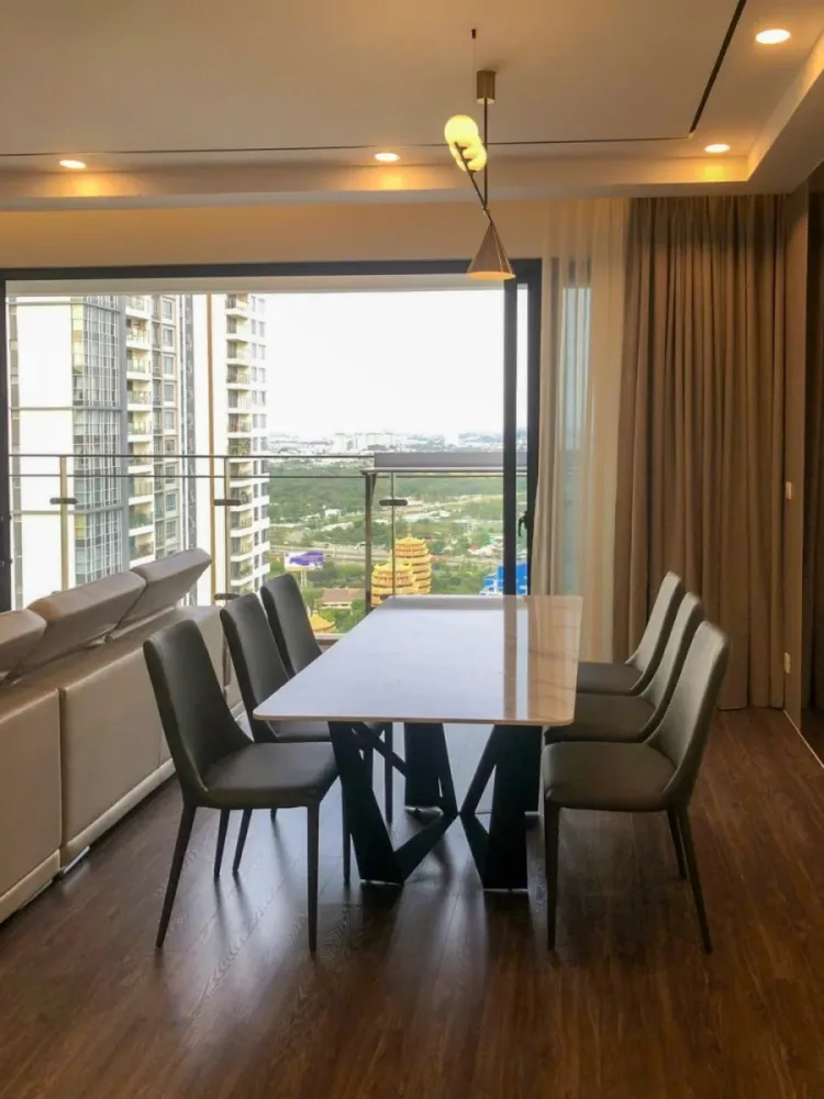 4 Schlafzimmer Wohnung in Ho Chi Minh, Vietnam, Nr. 75199