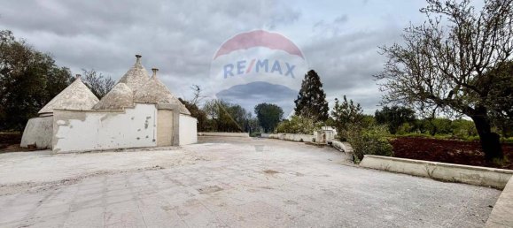 5 rooms House in Ceglie Messapica, Italy No. 36100 6