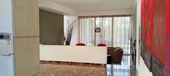 5 bedrooms Commercial property in Latsia, Cyprus No. 20981 5