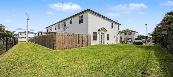 3 dormitorios dúplex en venta en Miami, Miami-Dade, Florida, USA № 615075 20