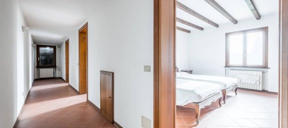 5غرفة منزل في Cornovecchio, Italy رقم 188738 43