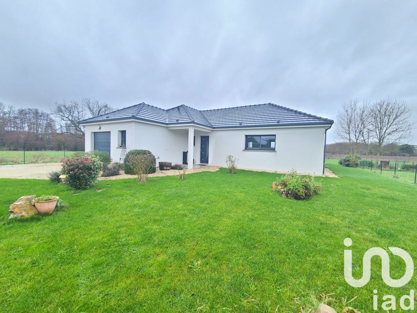 Дом с 4 спальнями в Пези-Кодон, Франция № 43529