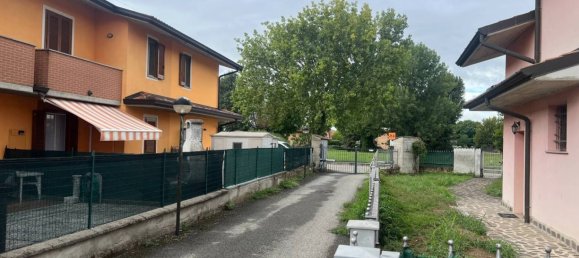 2 Schlafzimmer Wohnung in Borghetto Lodigiano, Italy, Nr. 350098 8
