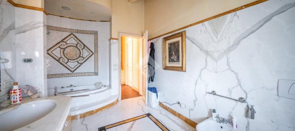 11غرفة فيلا في Reggio Emilia, Italy رقم 8049 24