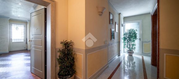 11غرفة فيلا في Reggio Emilia, Italy رقم 8049 31