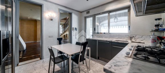 11غرفة فيلا في Reggio Emilia, Italy رقم 8049 20