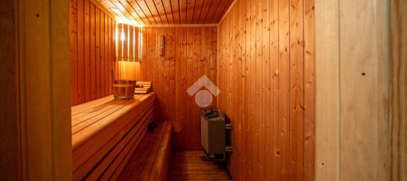 11غرفة فيلا في Reggio Emilia, Italy رقم 8049 40