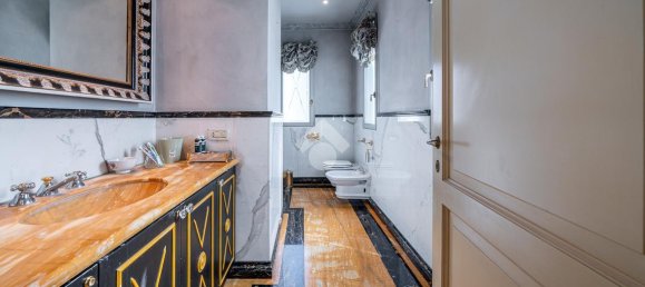 11غرفة فيلا في Reggio Emilia, Italy رقم 8049 37