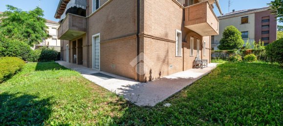 11غرفة فيلا في Reggio Emilia, Italy رقم 8049 3