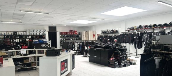 1230m² Commercial property in Erlangen, Germany No. 316803 4