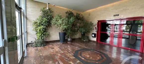 Apartamento de 2 dormitorios en Paris, France No. 179859 8