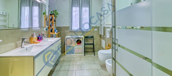 Villa de 3 habitaciónes en Solaro, Italy No. 124628 14