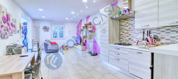 Villa de 3 habitaciónes en Solaro, Italy No. 124628 5