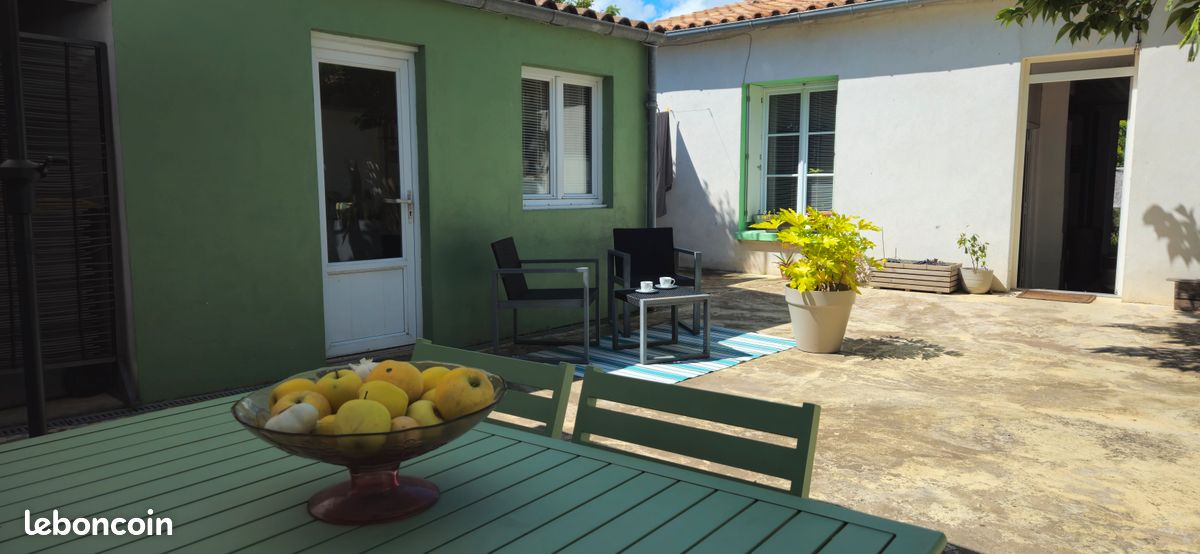 Casa de 2 dormitorios en Rivedoux-Plage, France No. 342338