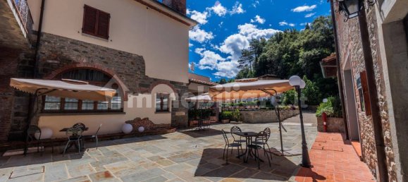 25 Schlafzimmer Haus in Loro Ciuffenna, Italy, Nr. 281429 24