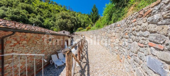 25 Schlafzimmer Haus in Loro Ciuffenna, Italy, Nr. 281429 43