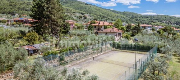 25 Schlafzimmer Haus in Loro Ciuffenna, Italy, Nr. 281429 11