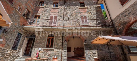 25 Schlafzimmer Haus in Loro Ciuffenna, Italy, Nr. 281429 39