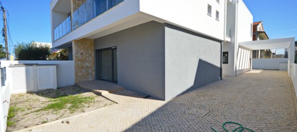 4 bedrooms House in Seixal, Portugal No. 129992 13