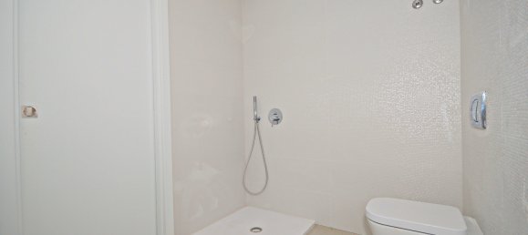 4 bedrooms House in Seixal, Portugal No. 129992 24