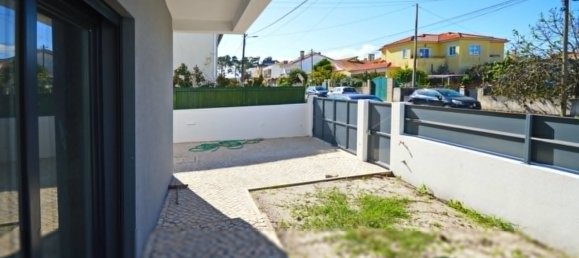 4 bedrooms House in Seixal, Portugal No. 129992 14