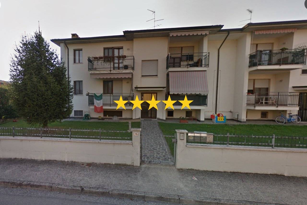 Квартира с 3 спальнями в Порто Мантовано, Италия № 372386