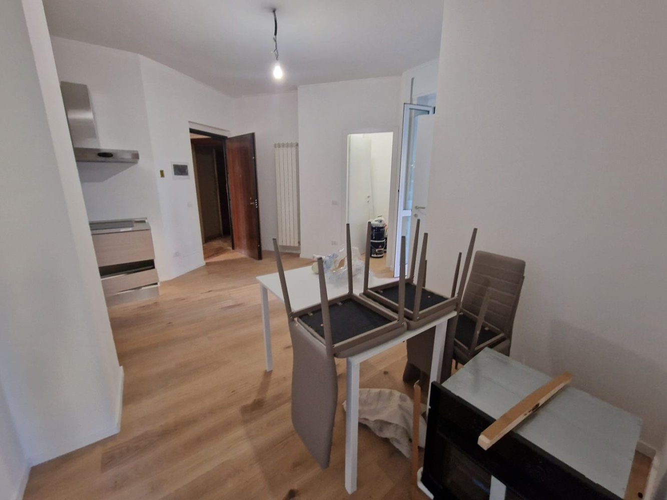 2 bedrooms Apartment in Milan, Italy No. 382547