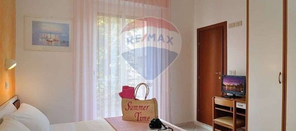 Hotel in Rimini, Italy 700m², Nr. 265340 5