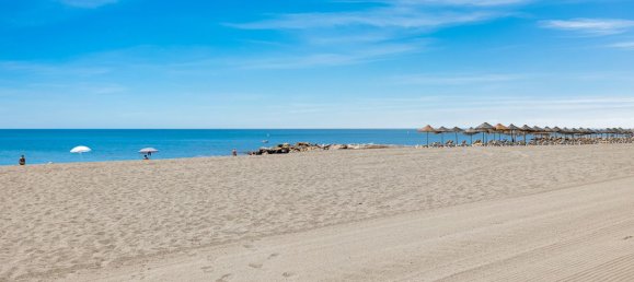 3 bedrooms Villa in Marbella, Spain No. 101556 24