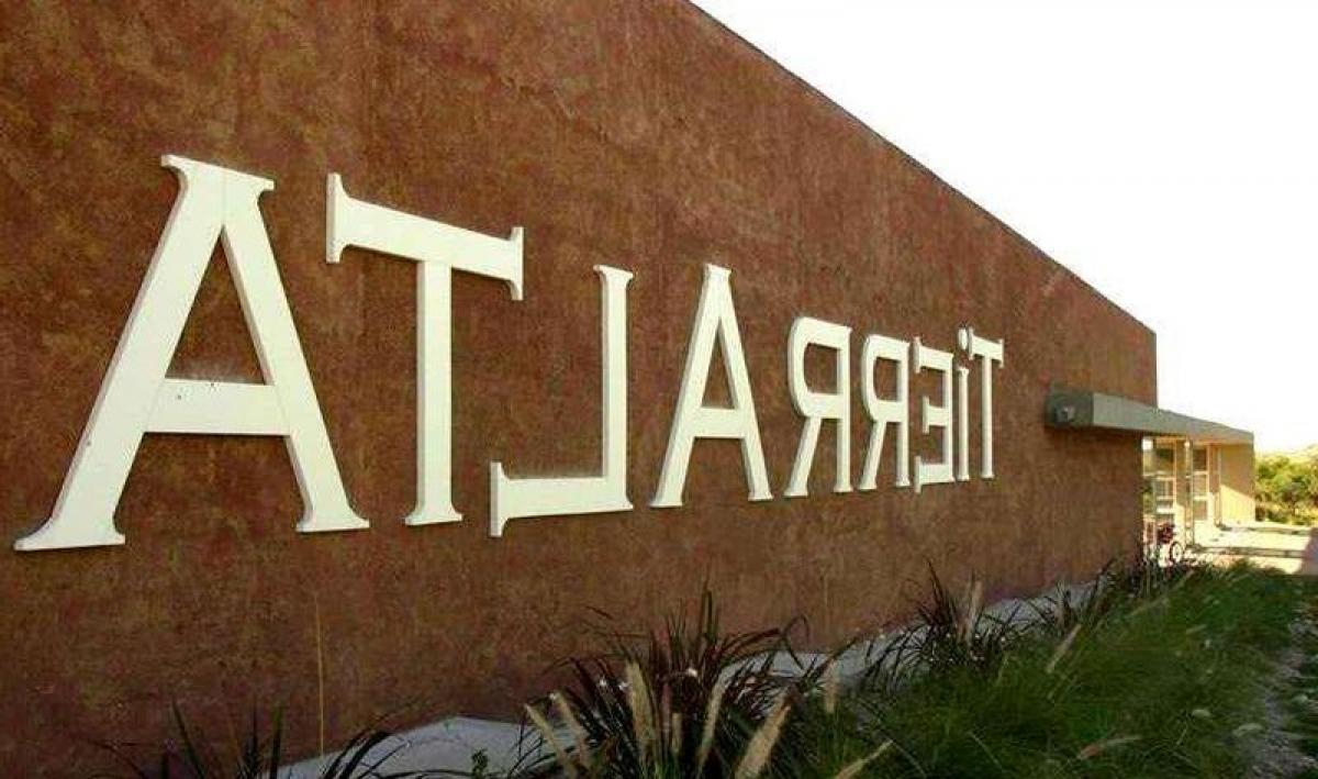  Land in Cordoba, Argentina No. 48043