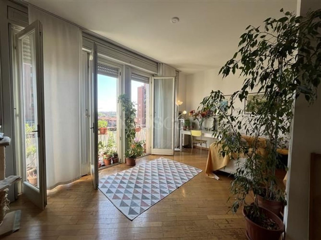 4 غرف نوم شقة في Milan, Italy رقم 360739