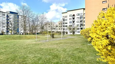 4غرفة شقة في Wels, Austria رقم 128317