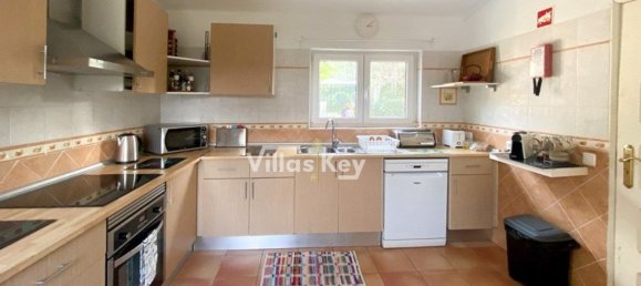 Casa de 3 dormitorios en Mexilhoeira Grande, Portugal No. 30420 10