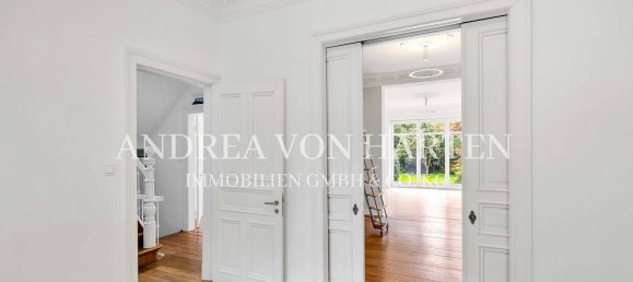 Здание с 8 комнатами в Вандсбек, Германия № 332249 10