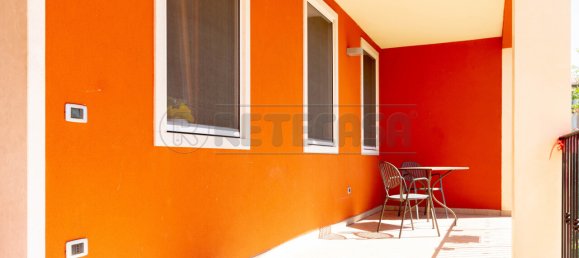 Дом с 3 спальнями в Куинто Вичентино, Италия № 372627 43