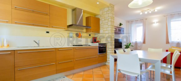 Дом с 3 спальнями в Куинто Вичентино, Италия № 372627 9