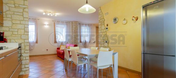 Дом с 3 спальнями в Куинто Вичентино, Италия № 372627 10