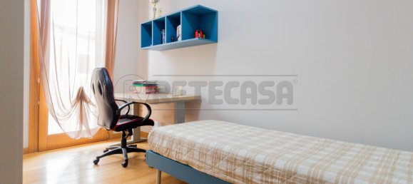 Дом с 3 спальнями в Куинто Вичентино, Италия № 372627 28