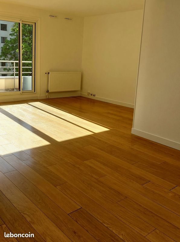 2 bedrooms Apartment in Montigny-le-Bretonneux, France No. 320603