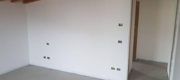 4 rooms Penthouse in Peia, Italy No. 141856 6