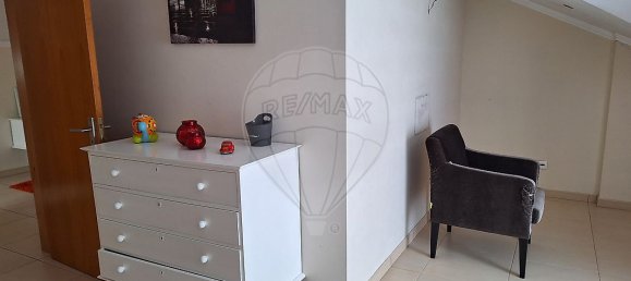 3 bedrooms House in Madalena, Portugal No. 44335 14