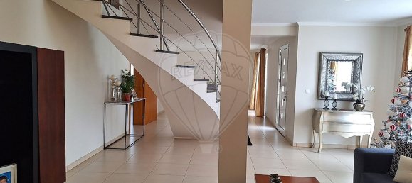 3 bedrooms House in Madalena, Portugal No. 44335 2